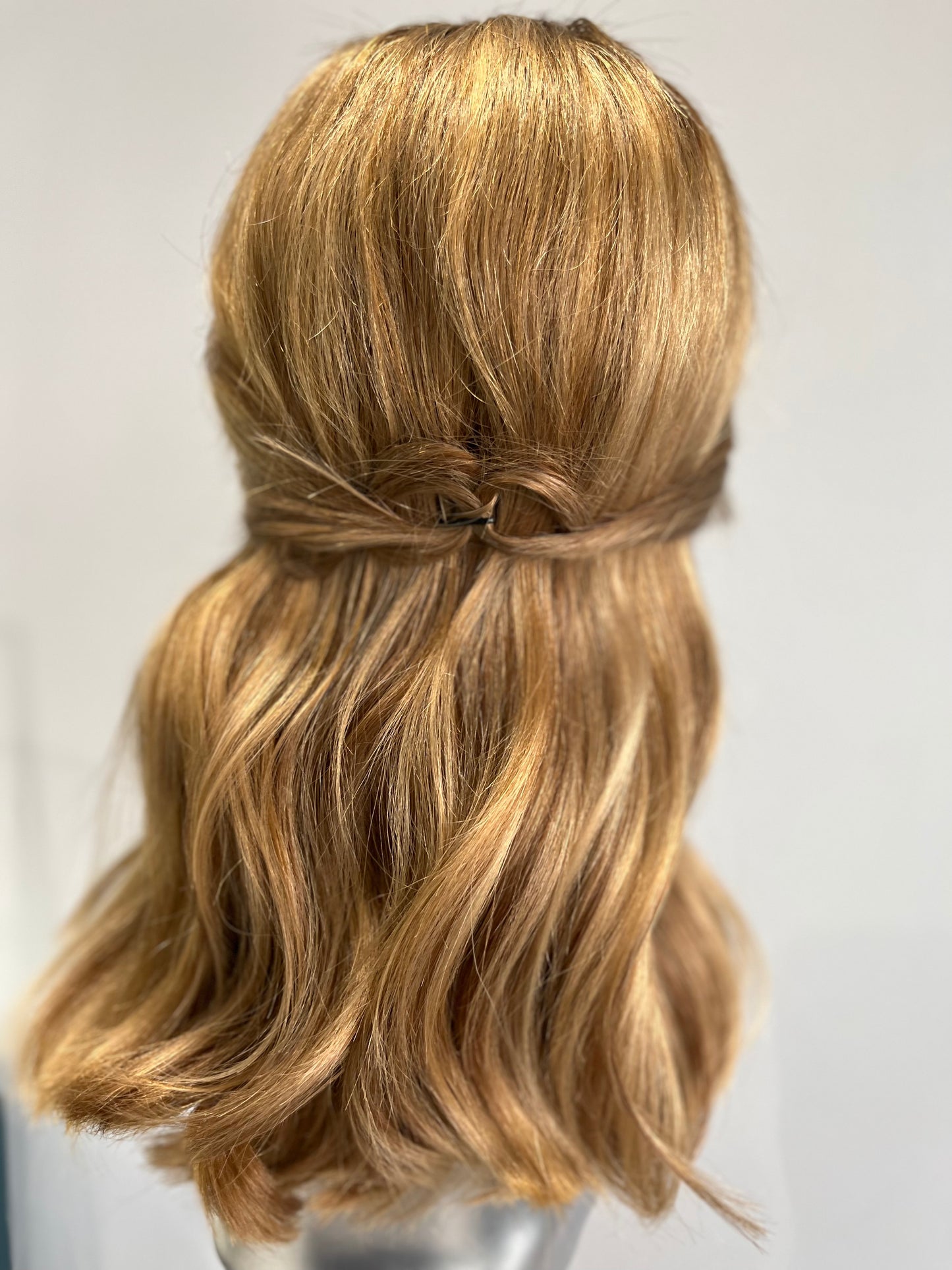 Gold beach blond front lace wig