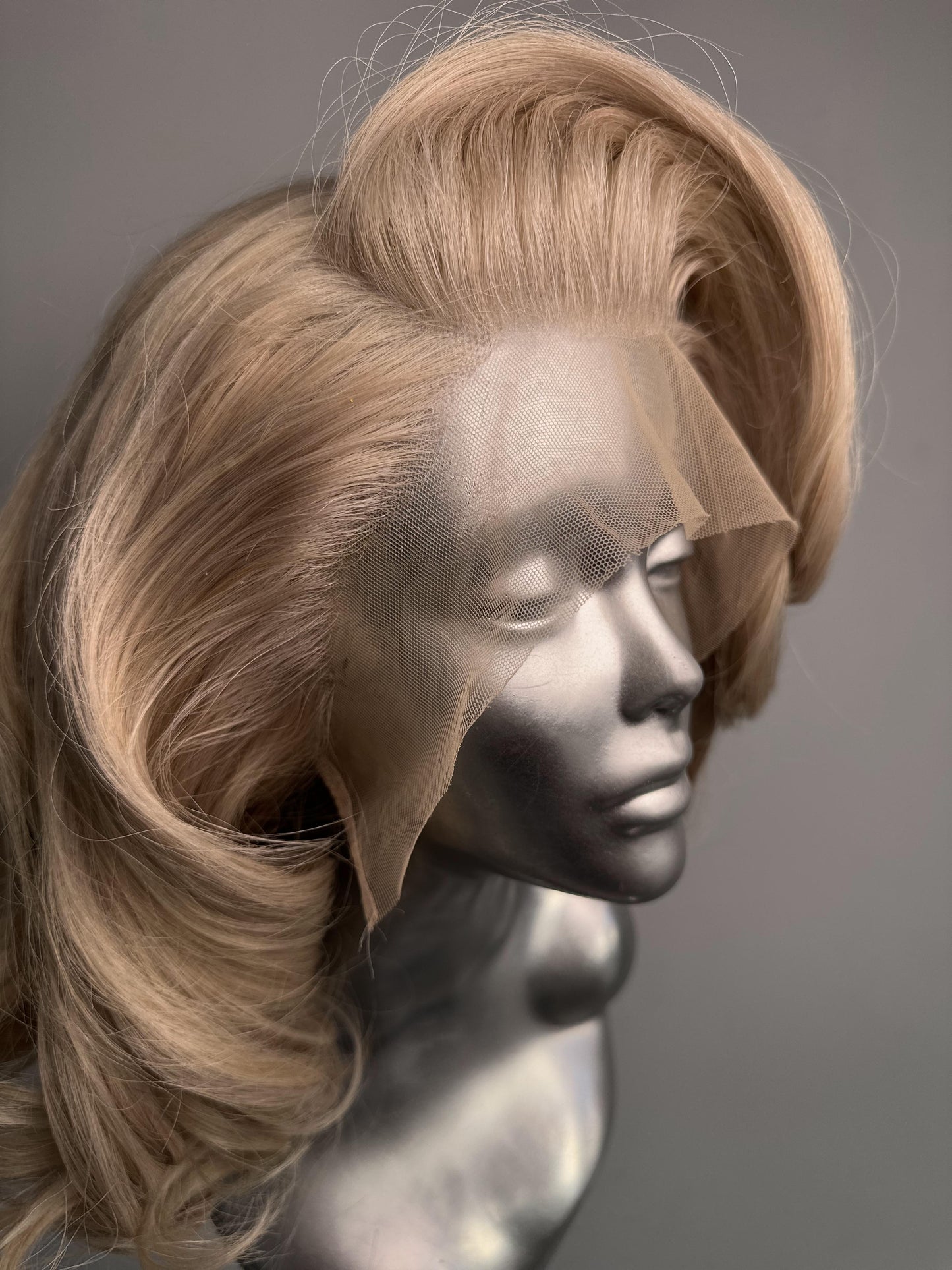 Blonde Beauty: The Wig that Gives You a Glamorous Look