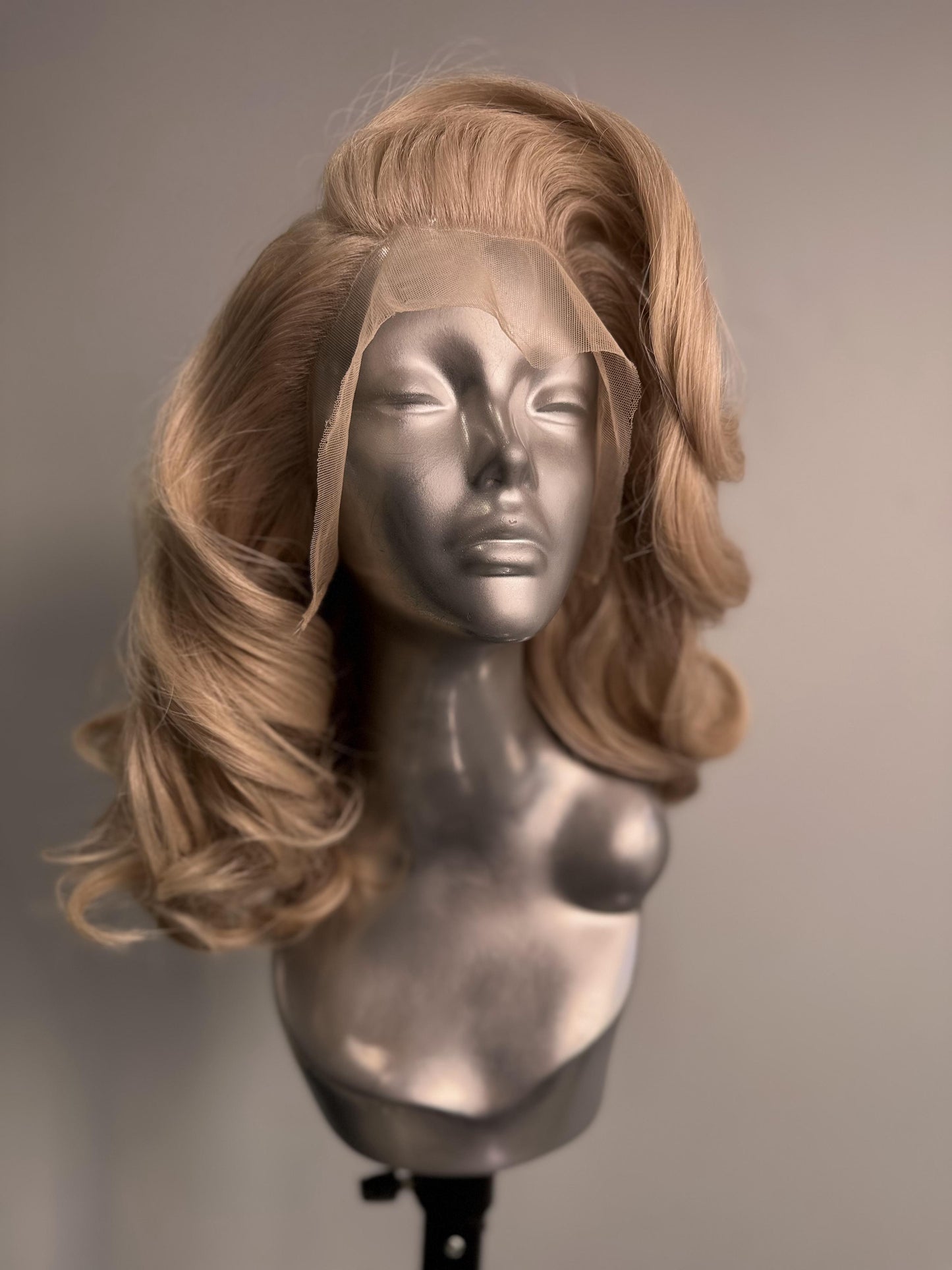 Blonde Beauty: The Wig that Gives You a Glamorous Look