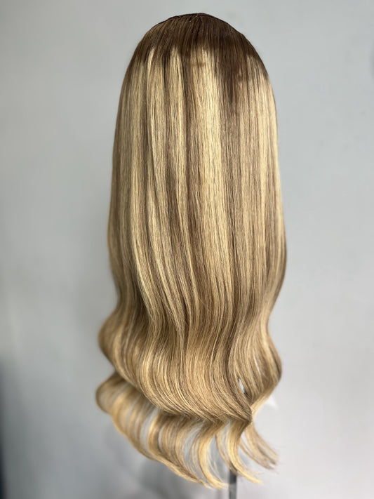 Curved Base blonde Clip-in