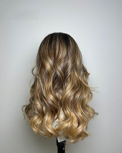 Golden Honey Balayage Wig 💛